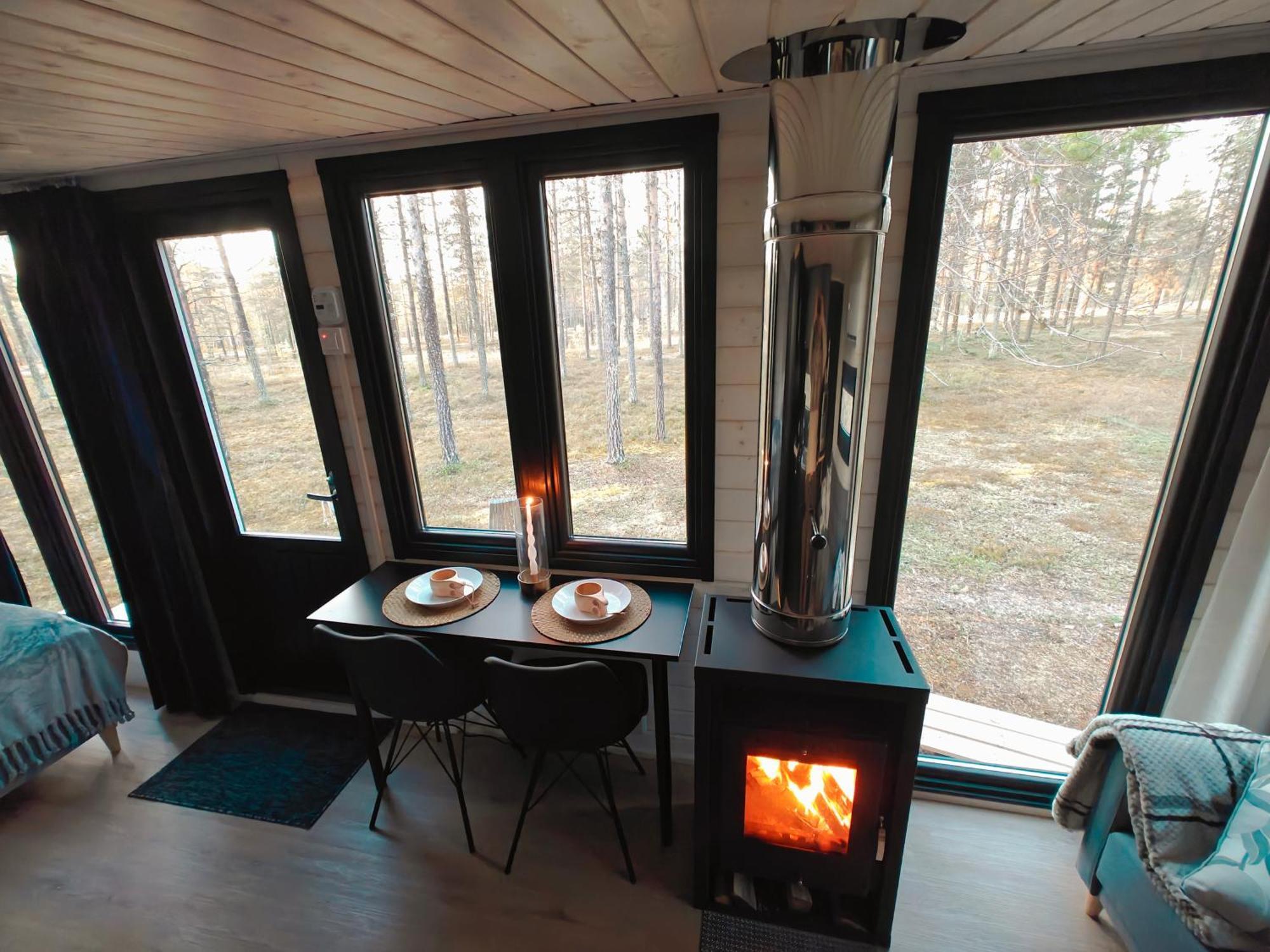 Lapland Riverside, Landscape Cabin, Kuukkeli 6, Yllaes, Tiny Home With Sauna, Fireplace, Terrace, Bbq, Wifi, Ski, Fishing, Pets Ok Äkäslompolo Eksteriør billede